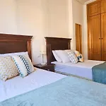 Three Bedroom Apartment In Las Chapas Marbella