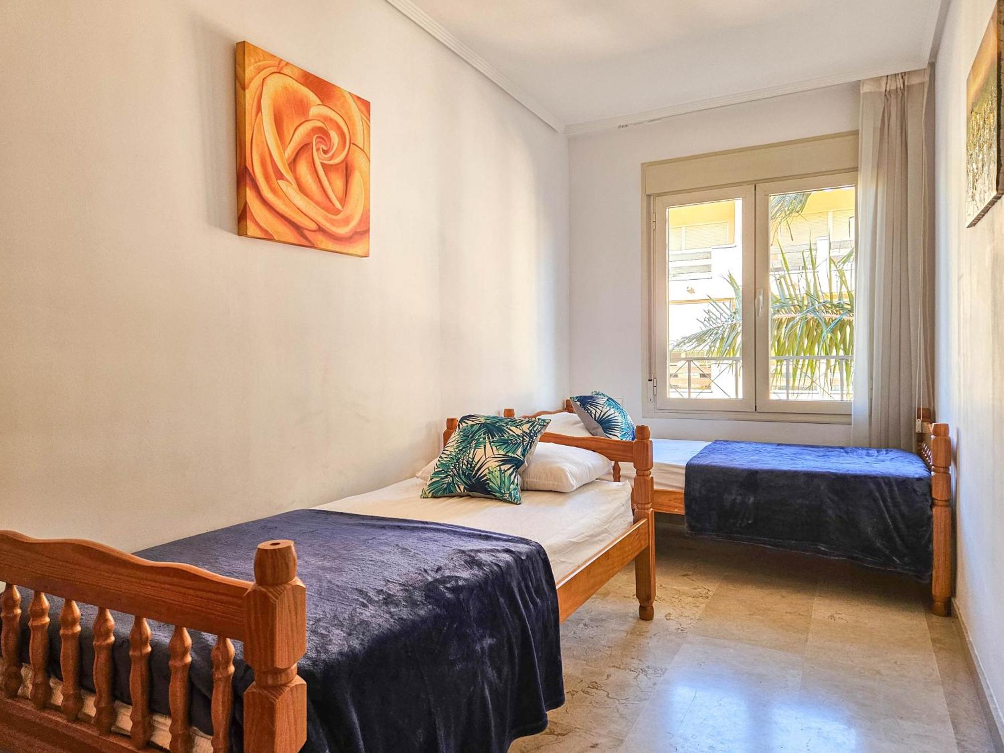 Apartment Three Bedroom In Chapas Marbella